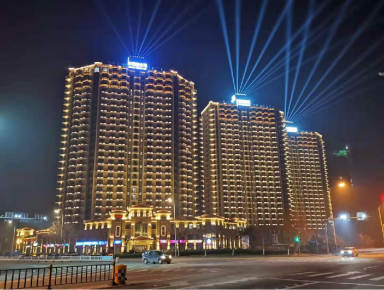 威海市華瀚大湖公(gong)館樓體(ti)及週邊景觀亮(liang)化工程